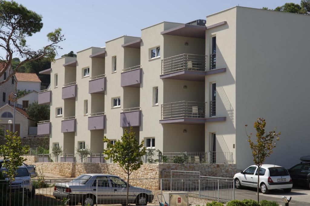 Apartments Marija Postira Zewnętrze zdjęcie