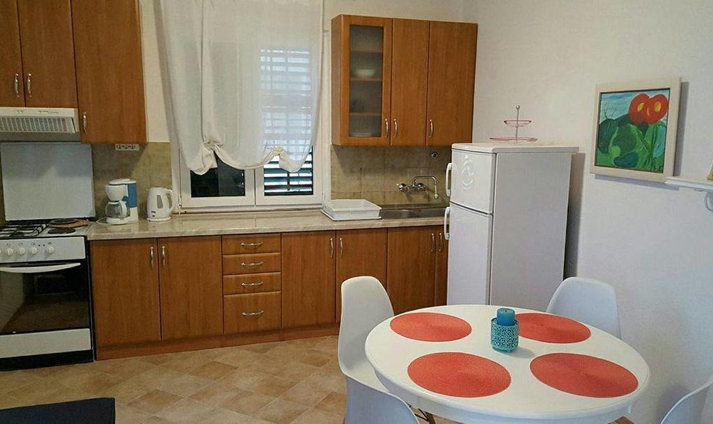Apartments Marija Postira Zewnętrze zdjęcie
